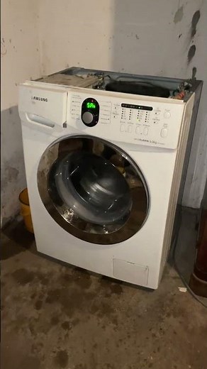 Extreme mega jumping #spin #unbalanced #samsung #jumping