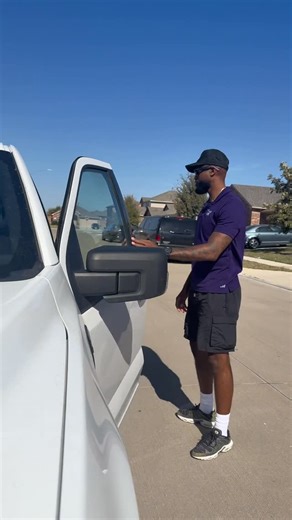TV Mounting | Dallas, Tx on Instagram: "Here’s a quick and professional install of a Samsung soundbar on an existing TV mount. Efficient & just what the client requested. Let’s get you scheduled! #fy #homeimprovement #howto mountatv #tvmounting mounts tvmountsmike tvmountspecialist soundbarmounting"