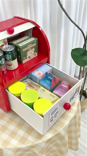 These double-layered, dustproof storage boxes are amazing! My best friend has been asking