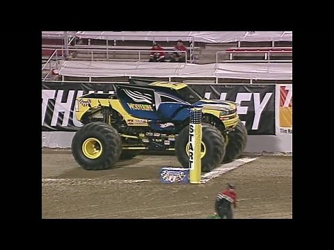 Blue Thunder vs Wolverine | World Finals 2001 Racing Semi Finals | Monster Jam
