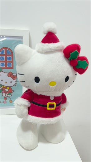 Marcelle 💝 Hello Kitty on Instagram: "Fechando o Natal 2025 com chave de fofura 🥰🎅🏻🎄❤️ #marcellehellokitty #hellokitty #hellokittylovers #hellokittychristmas #hellokitycollection"