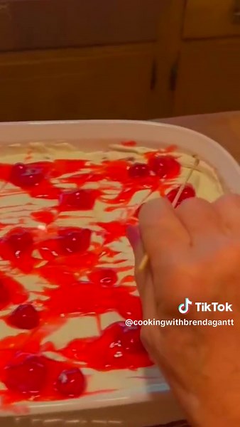 Cherry Pie- Priesters Pecan Crust y’all this is so so easy. Simple ingredients and you can make it ahead of time. Just make the pecans into the Pie Paw cr