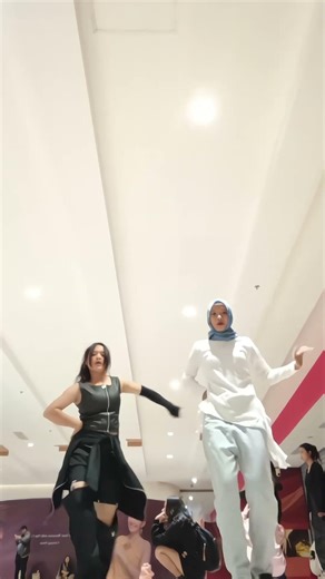 ‪@vvup_official‬ SUPER MODEL dance challenge #vvup #dance #explore #kpop #supermodel