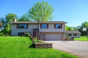 2914 Crestwood Dr NE, Alexandria, MN 56308 - MLS 6720300 - Coldwell Banker