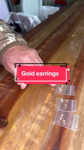 Perfect Gold Earrings for Valentine's Day