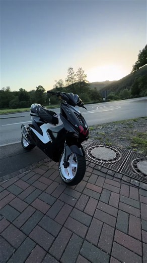 Yamaha Aerox Scooter Tuning & Customization