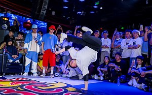 Red Bull BC One北京城市赛B-girls final battle