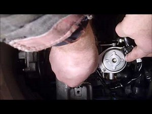 06 HONDA CARB REMOVAL (METROPOLITAN/RUCKUS)