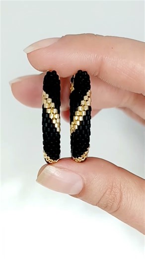 Beaded hoop earrings 👉Welcome👈