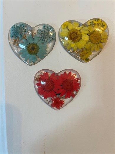 12 Flower Magnets, Magnet With Flowers, Real Flowers Magnet, Floral Magnet , Flower Heart Magnet, Real Flower Magnet, Natural Flower Magnet - Etsy