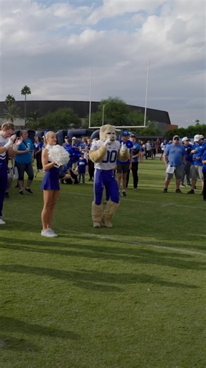 When the BYU Cougars football team travels for games, it turns competition into collaboration to help those in need. The most recent example came October 11, 2025, on the campus of the University of Arizona in Tucson. The pregame party included service spearheaded by the local BYU alumni chapter and others. Their focus was giving to the local community. Fans from both teams participated in a “read and feed” service project, donating food and books to support Sunnyside Elementary School and the S