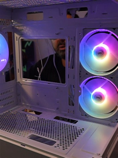 Gabinete Aerocool Viewport Mini gracias @nicoli.hardware #Gaming #pc#aerocool#gabinete