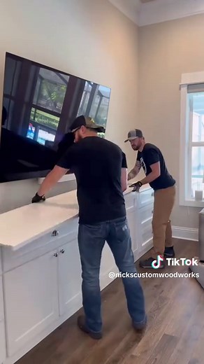 How to Remove Baseboards Like a Pro