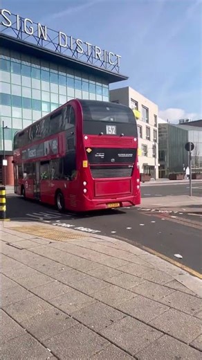 132 departing North Greenwich Station Towards Bexleyheath Shopping Centre on E400EV city