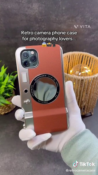 New phone case with retro camera, now my iPhone is much nicer, perfect gift for photography lovers🥰📱📸 #phonecase #retrocamera #retrocase #iphonecase #photographylovers