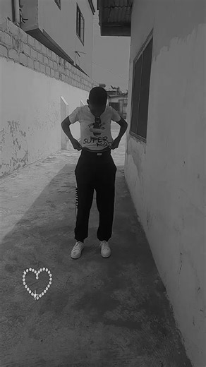 kingdinho (@kingdinho91)’s videos with DEFE DEFE DANCE CHALLENGE - 𝜬𝑶𝜬𝑼𝜬🦍🇬🇭