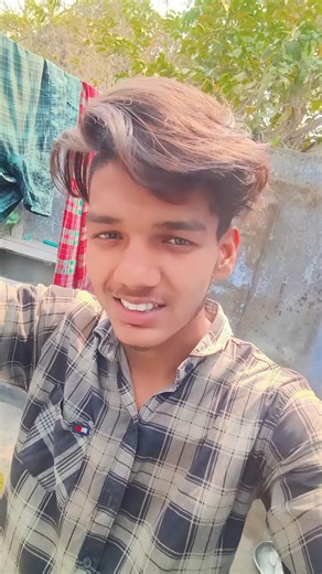 Shaan bhi khud he #youtubeshorts #ytstudioes #trending #love #motivation #viral