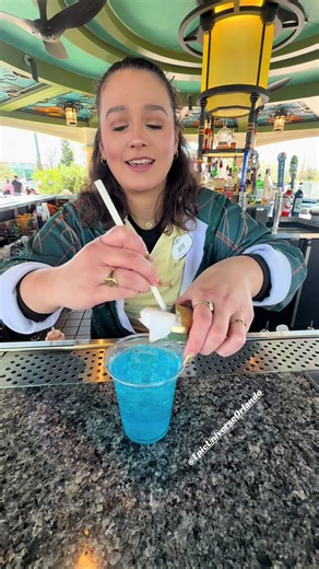 Cotton Candy Glitter Bomb Drink Recipe