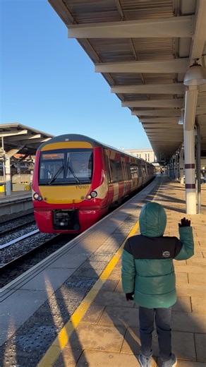 Class 170 ‘170103’ CrossCountry Departing Derby with Wave #train #shorts #railway #trainspotting