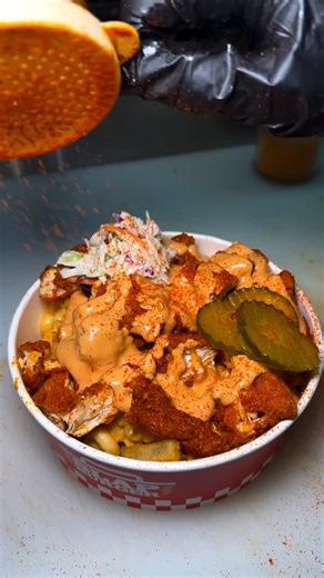 Bri | Food + Travel on Instagram: "I know it feels like Smashburger spots are popping up left and right, but there are only a few that get it right and @slapburgerus is one of them! They have locations all over NYC and New Jersey and the newest edition, right by Yankee Stadium, just opened! It’s perfect for those late night cravings. 📍Slap Burger / 86 E 161st Street, Bronx, New York City 🍔 Slap Burger 🍔 Man & Cheese + Chicken Platter 🍔 Chicken Sandwich 🍔 Slap n Jack 🍔 Fruity Pebble Waffles