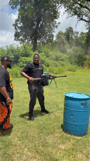 This is what you call a Barrett 50 Cal BMG 😳🤯