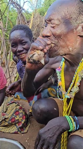 Can you believe this hapen in bushmen #africa #bushmen #animals #africawildlife #africanconservation