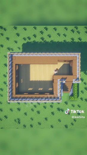 Survival House in Minecraft: Wood House Ideas