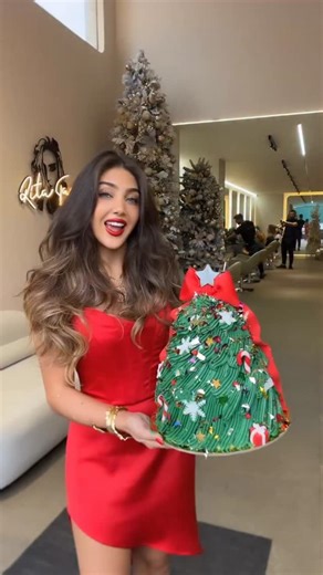 We wish you a Merry Christmas 🎄✨ Hair, glam, and holiday magic ✂️❤️ #ritatamer #salonritatamer #MerryChristmas #HolidayHair | Rita Tamer Khoury
