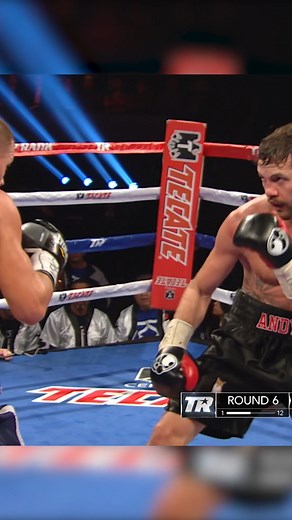 Andy Lee got the best of that exchange 🥶 | Top Rank Boxing