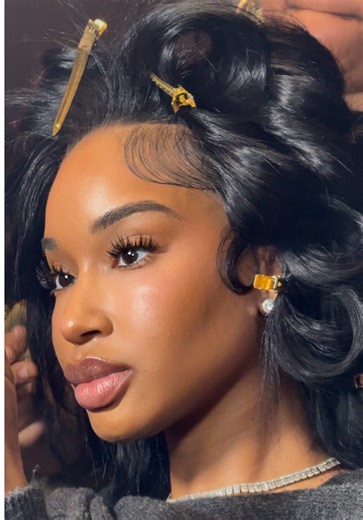 Luhhhh me a quick weave 👩‍🍳💋 #flipoverquickweave #layers #blackhair | flip over quick weave