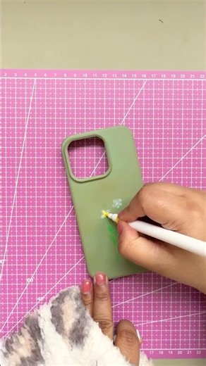 First Time Using Acrylic Markers 😍 | Old Items Glow Up DIY|#Shorts#DIY#DIYArt#acrylicmarkers