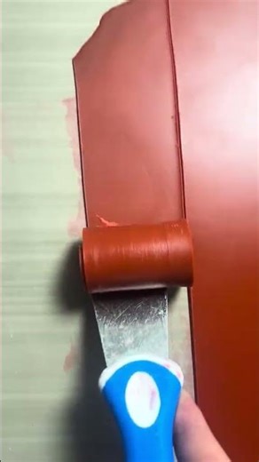 How to Remove Wax Skin Effortlessly