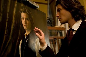 Dorian Gray: trama e cast del film tratto dall'opera di Oscar Wilde
