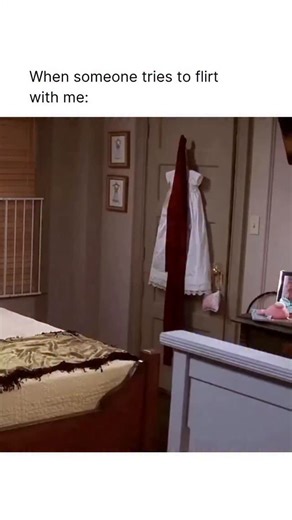 Meme | Funny | Culture on Instagram: "Friends (1994–2004) Ross Geller and Rachel Green’s relationship is one of television’s most iconic romantic arcs, filled with misunderstandings, chemistry, and heartfelt moments that kept fans invested for ten seasons. From Ross’s awkward confessions of love to Rachel’s gradual realization of her feelings, the dynamic between the paleontologist and the fashion-savvy waitress consistently blended humor and genuine emotion. Their journey included breakups, mak