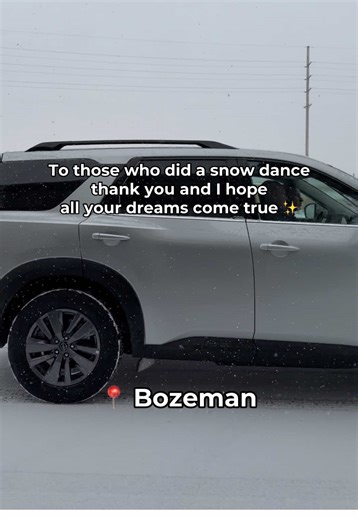 Finally got some snow in Bozeman 🤩❄️ #howdybozeman #bozeman #bozemanmontana #bozemanmt #snow