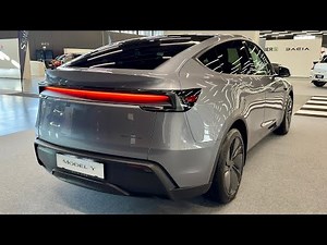 TESLA MODEL Y 2026 (UPDATED model with BIGGER SCREEN & black ROOF Liner) - visual REVIEW (Europe)