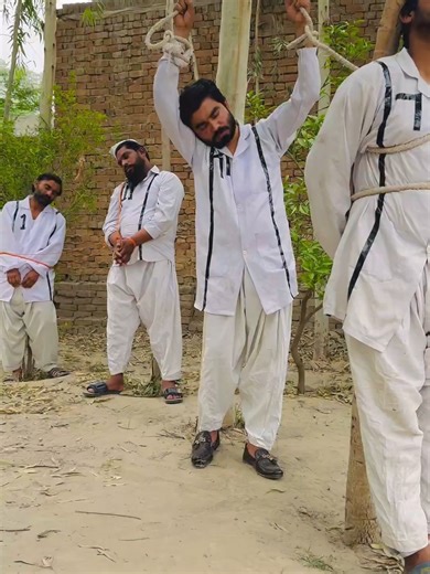 قیدی کے جوتے میں چاکو: جیل کی کہانی