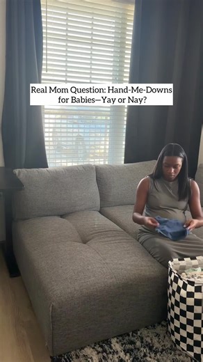 The Benefits of Hand-Me-Down Baby Clothes