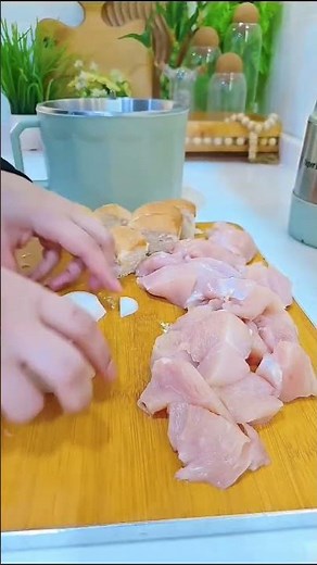 كرات الدجاج محشيه جبن فد شي يجنن وطيب #اكسبلور #اكلتك