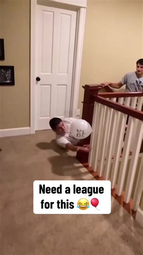 They really made a highlight reel out of this 🔥🙌 ( @Ronio ) #friends #game #competitive #challenege #balloon