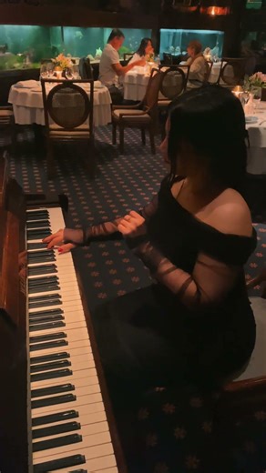 #piano #music #pianocover #lovesong love song Adele (cover para piano Oelia Mayo)
