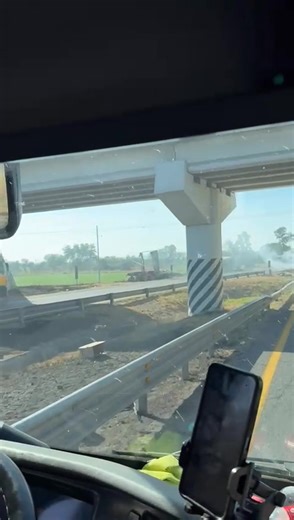 Mucha fuerza para todos los que transitamos los caminos para buscar el sustento. | Banda Mach De Pepe Guardado