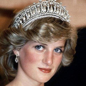 #PrincessDiana and #KateMiddleton aren't the only royals to be seen in decadent tiaras. Here's a look at some of the world's most stunning headpieces. | VOGUE India