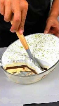 This is the Most Delicious Dessert I've ever had! No Yeast, No Oven! Anyone can make this at home!