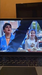 Food fight in Max keeble