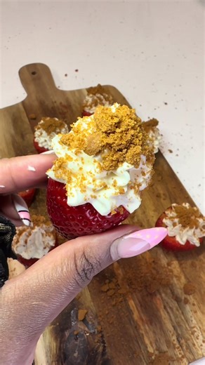 Irresistible Strawberry Stuffed Cheesecake Recipe