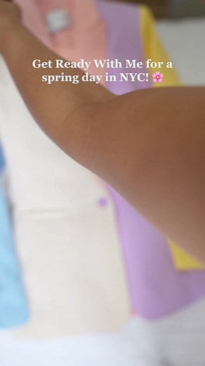 The perfect pastel spring look featuring @macys ✨ Especially loving these fun platform sandals 😍 It was hard to choose which one to wear for the day! Shop their shoe sale until 4/16 via the link in my bio! #MacysStyleCrew #MacysPartner #April