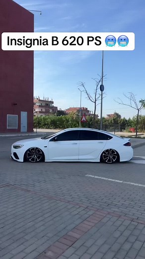 Opel Insignia B 2.8 OPC Overview and Performance