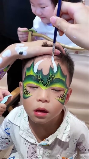 🌟 Stunning stage face art #stunning #stage #faceart