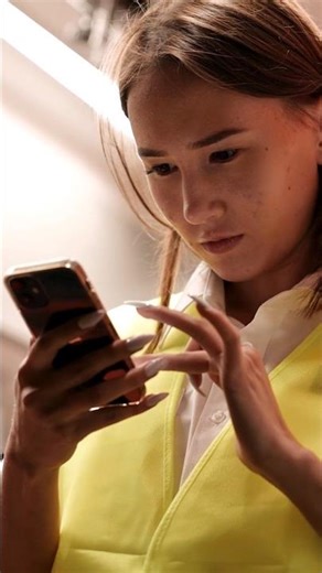 Top 10 Mind Blowing Facts About Social Media Addiction 📱 | Amazing Facts In Hindi #shorts